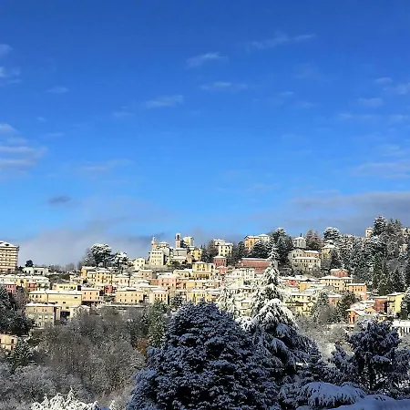 Casa Vacanze Como Brunate Apartamento *