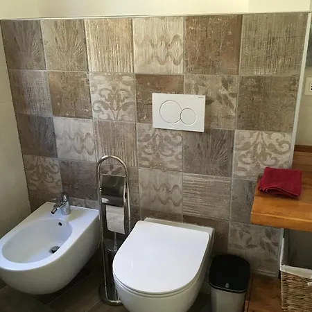 Casa Vacanze Como Brunate Διαμέρισμα *