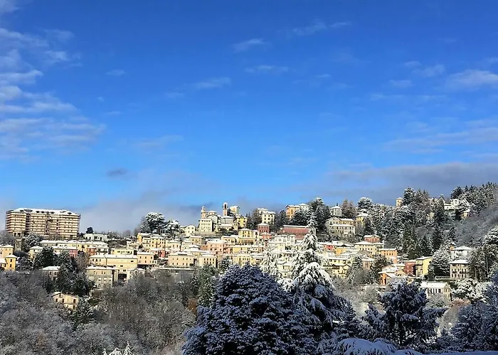 Casa Vacanze Como Brunate Apartmán *