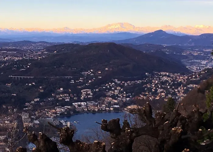 Casa Vacanze Como Brunate Apartmán *